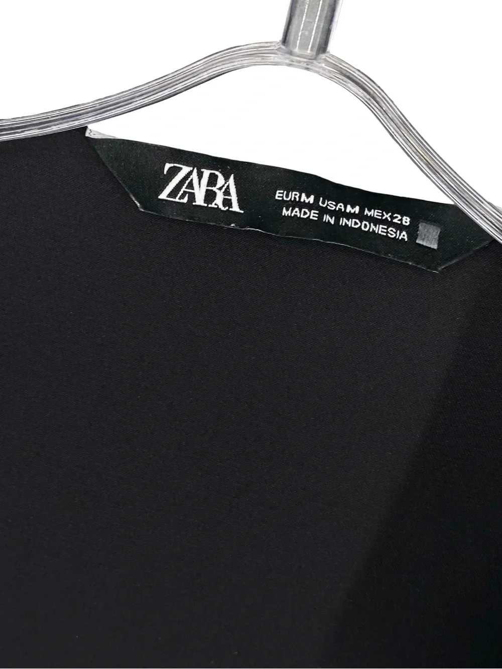 Zara Black Satin Button Down V Neck Blouse Size Medium - Picture 3 of 9